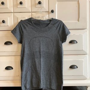 Grey Lululemon run slim fit short sleeve shirt, size 10